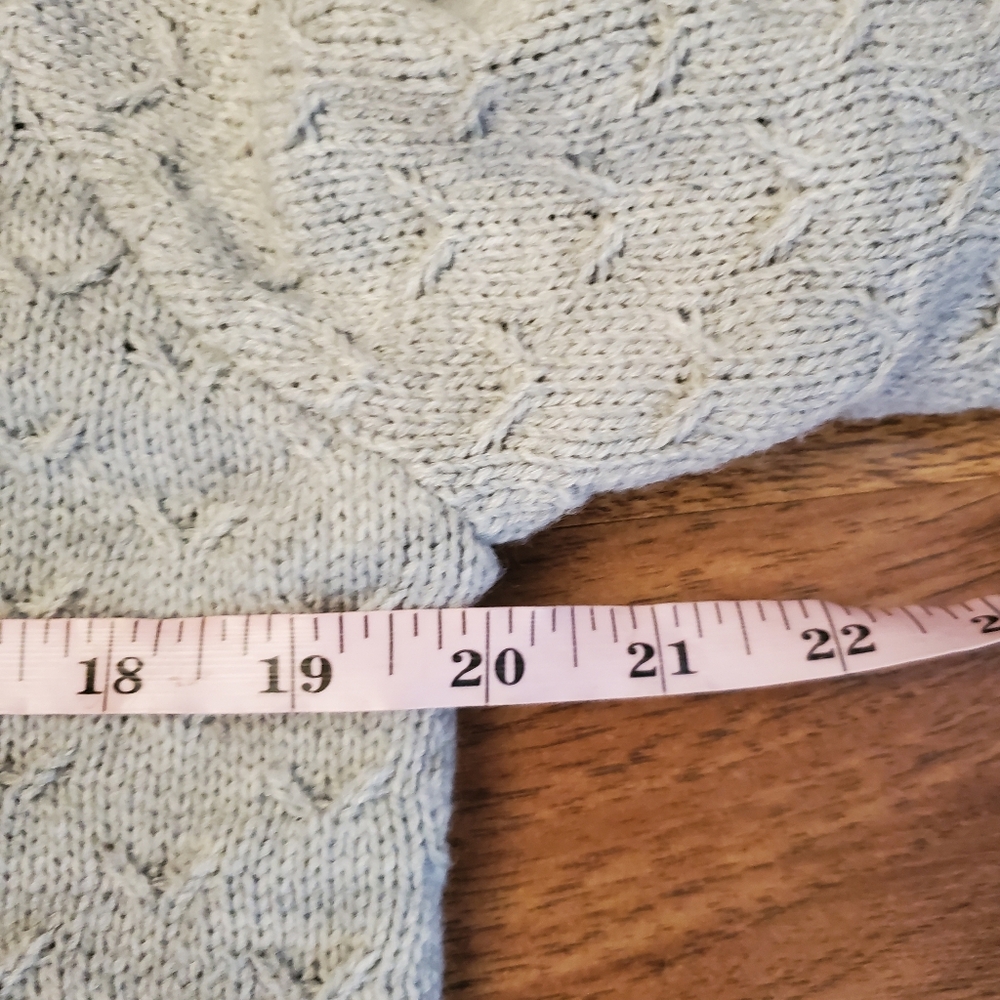 Croft & Barrow Size Medium Gray Knit Sweater - Picture 5 of 6